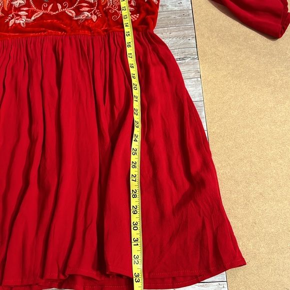 Umgee Women Velvet Shift Mini Dress Red Small Size Embroidered Party Christmas - Picture 10 of 11